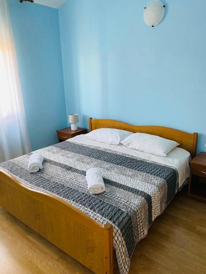 Apartmani Ana Borovac Funtana Ngoại thất bức ảnh