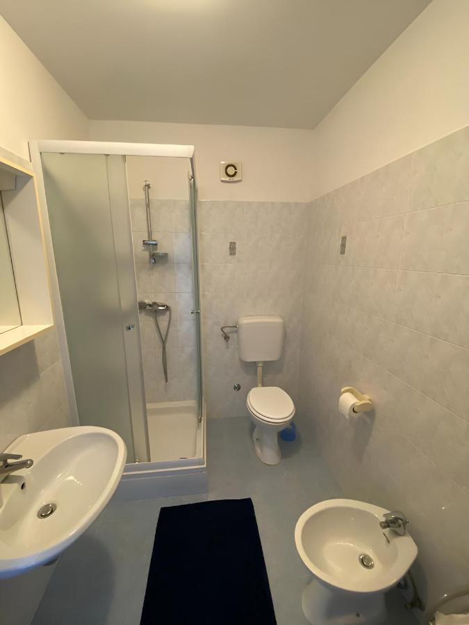 Apartmani Ana Borovac Funtana Ngoại thất bức ảnh