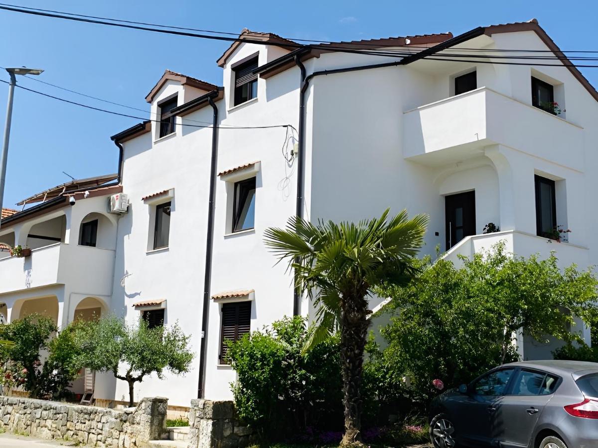 Apartmani Ana Borovac Funtana Ngoại thất bức ảnh