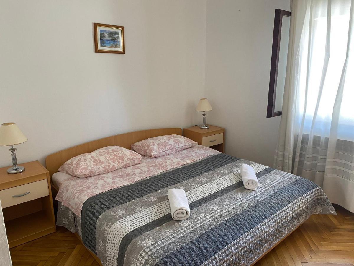 Apartmani Ana Borovac Funtana Ngoại thất bức ảnh